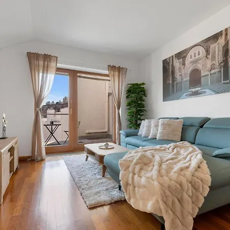 アパート Urban Elegance Retreat ブラチスラヴァ